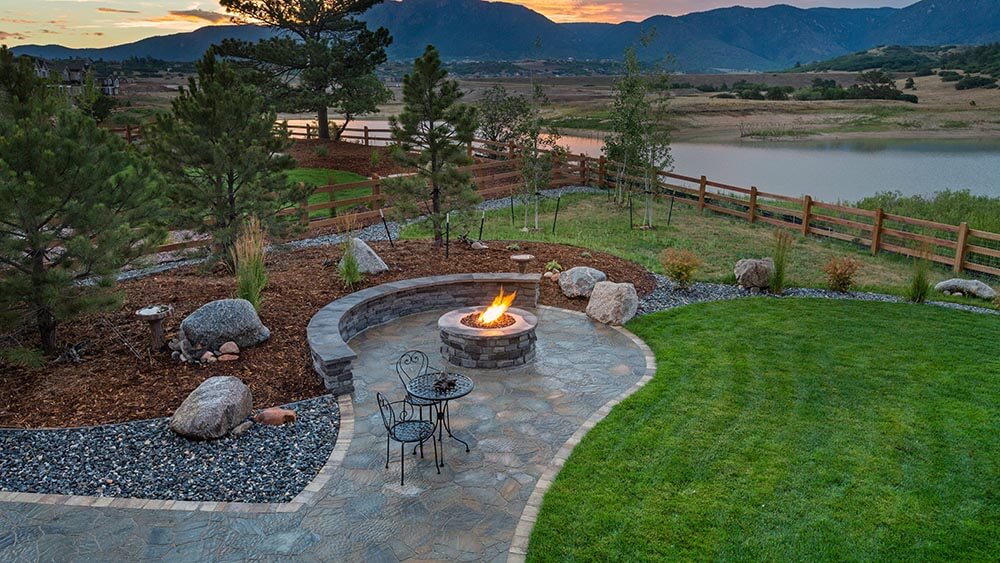 Amazing backyard with fire pit