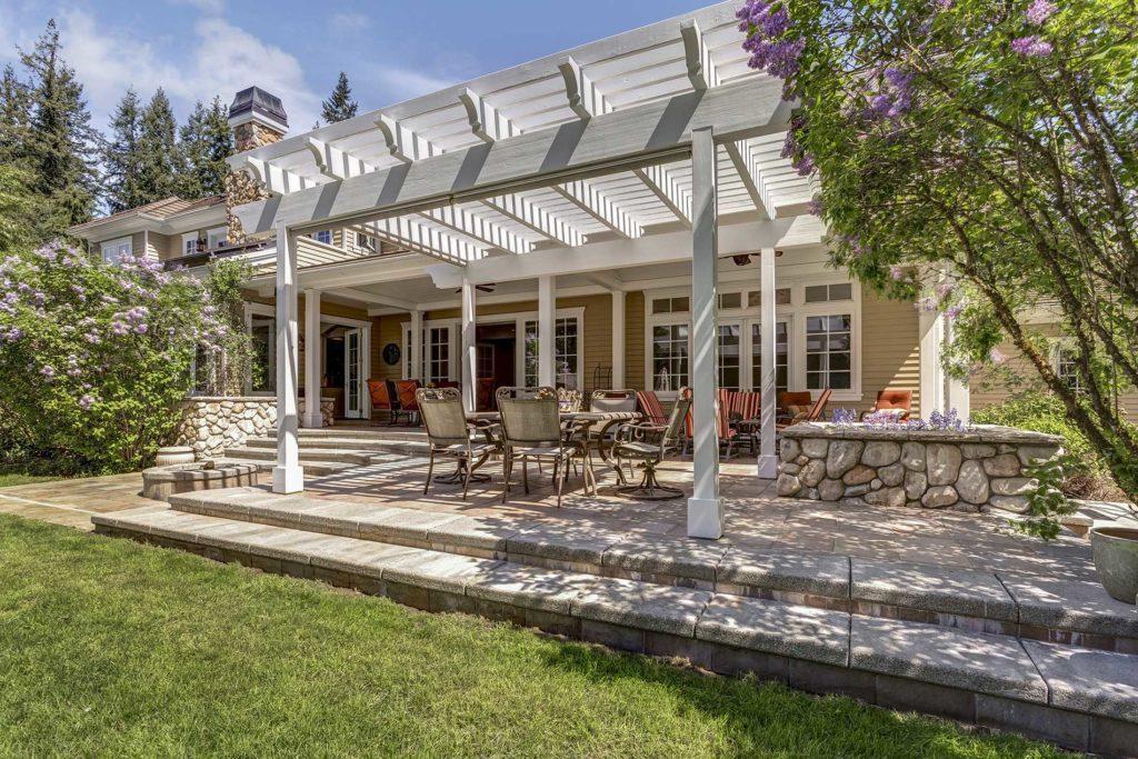 Your-pergola-can-be-close-to-your-house Your-pergola-can-be-close-to-your-house