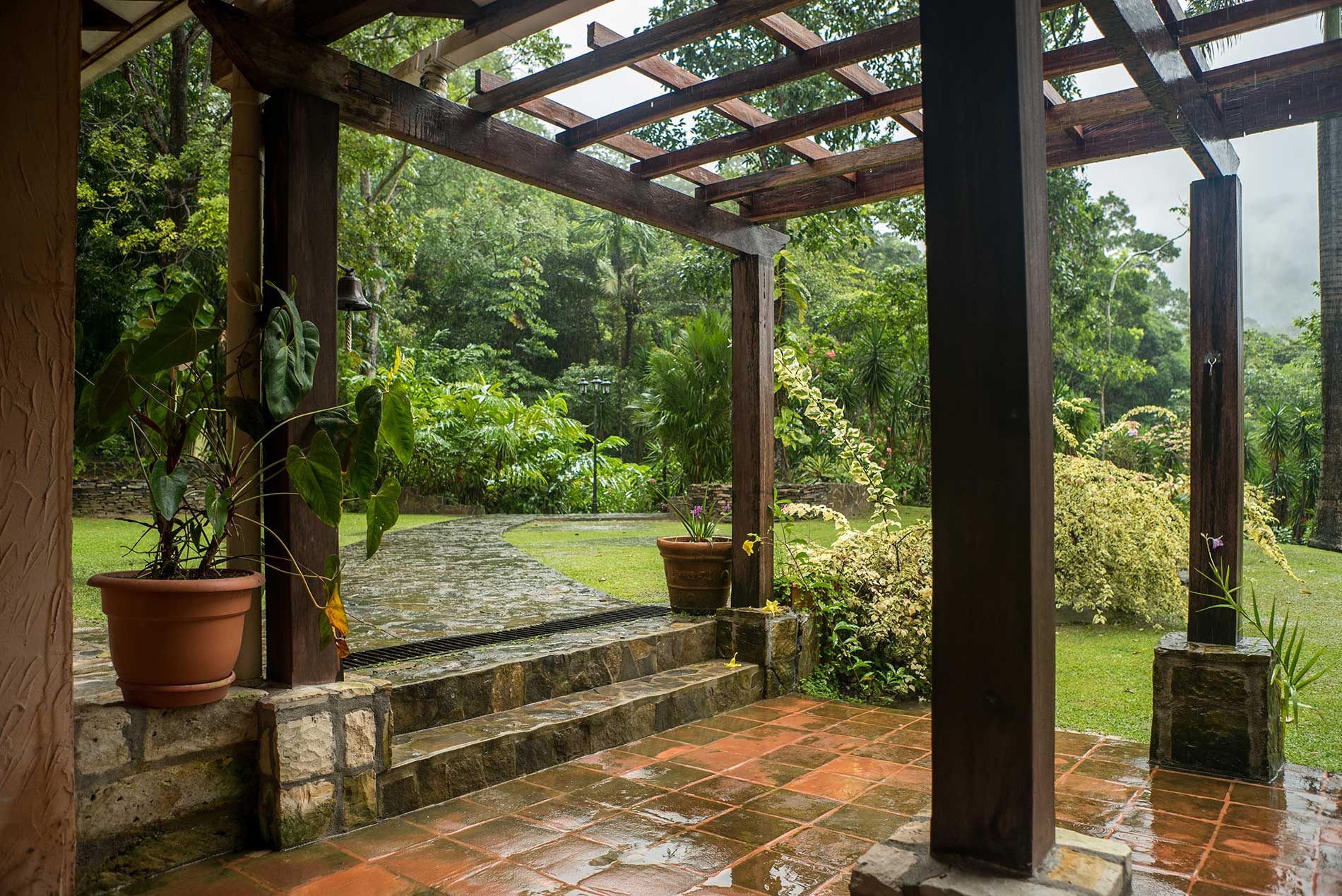 featuredimage-hard-landscaping